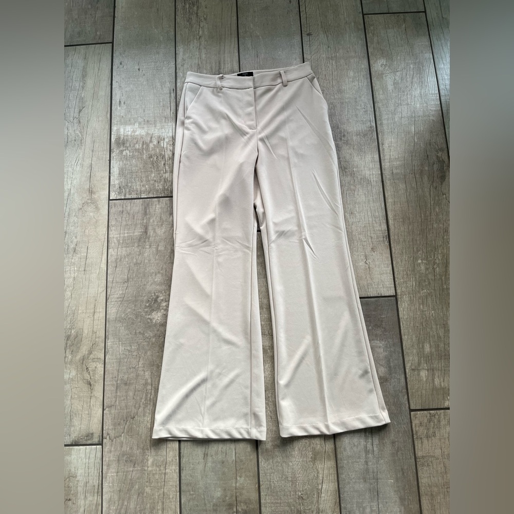 TAHARI Super Lightweight Pants with Stretch!!